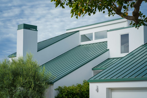 Top Trends in Commercial Roofing for Modern Buildings